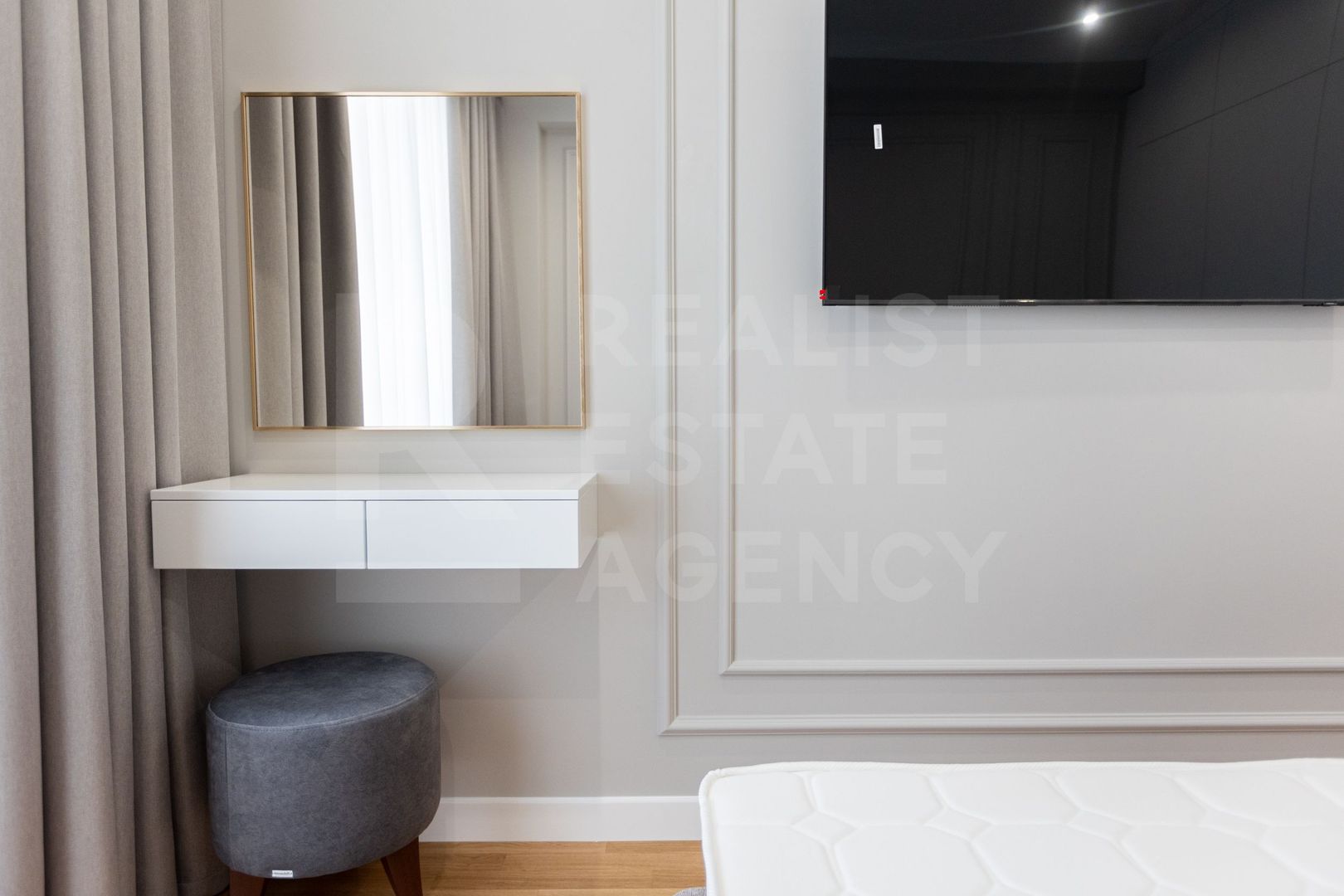 Chirie, apartament, 1 cameră + living, strada Tricolorului, Centru - Poză 10