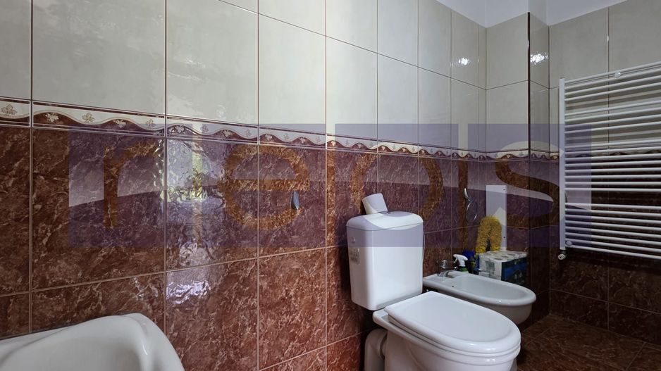 VANZARE CASA 7 CAMERE | PISCINA ACOPERITA | ZONA VATRA LUMINOASA - Poză 15