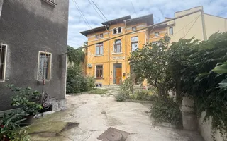 Apartament cochet vila edificata in perioada interbelica - Poză 15