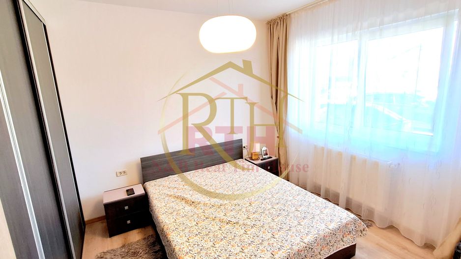 Vand apartament 3 camere mobilat si utilat, Giroc, Bulevardul Soarelui - Poză 4