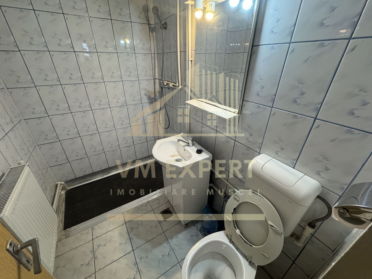 APARTAMENT 3 CAMERE ETAJ 4 CAMPULUNG VISOI - Poză 10
