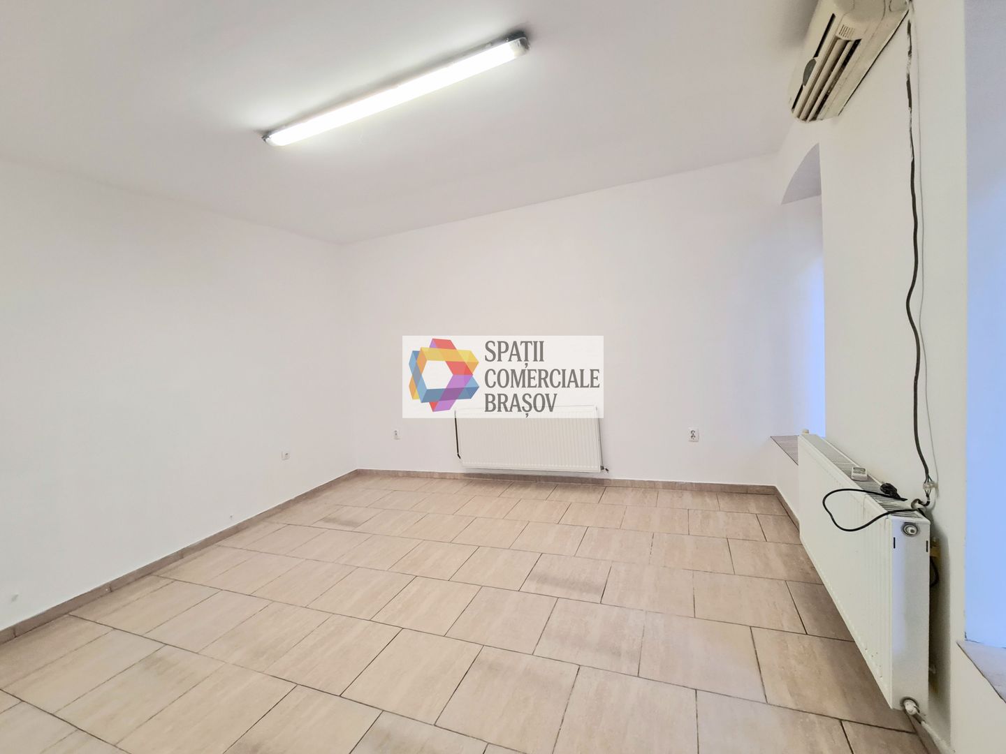 Spatiu închiriere Brasov, Republicii gang - 50 mp  # spatii-comerciale-brasov.ro - Poză 5