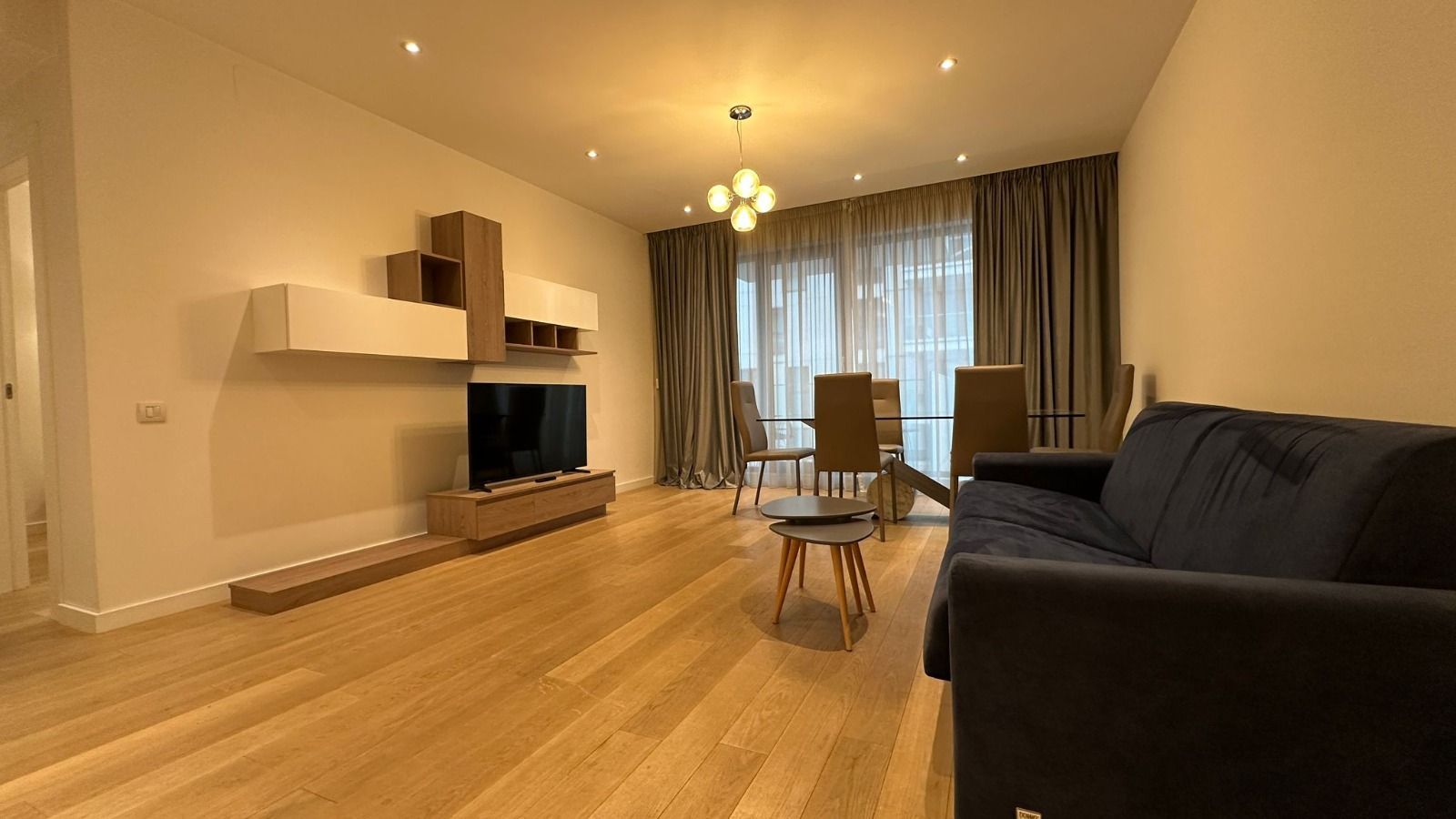 Apartament modern exclusivist cu 2 camere în One Herăstrău Plaza - Poză 1