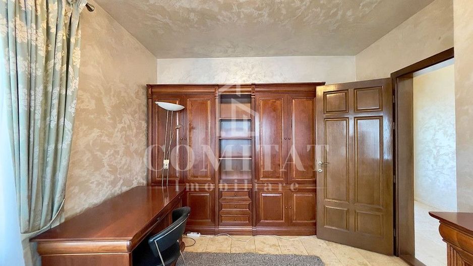 Vilă cu 6 camere de închiriat în cartierul Faget - Poză 20