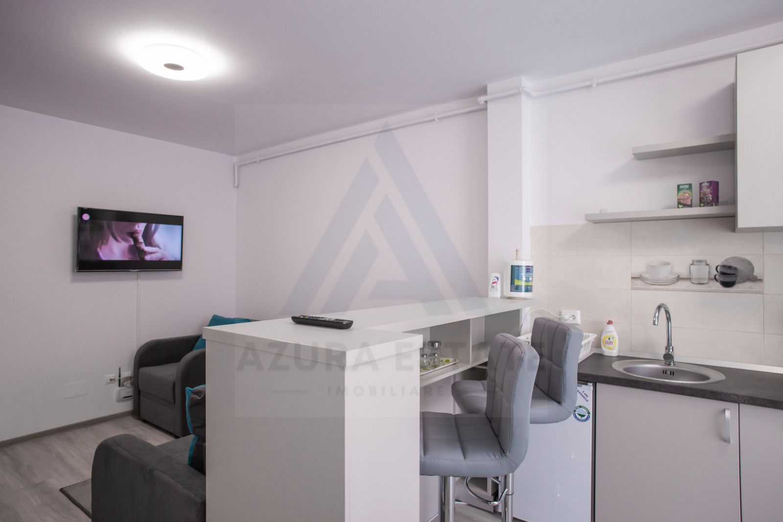 Apartament premium 2 camere balcon si loc de parcare in City Residence - Poză 5