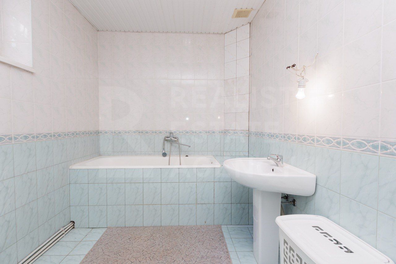 Vânzare, casă 3 nivele , str. Sihastrului, Codru - Poză 17