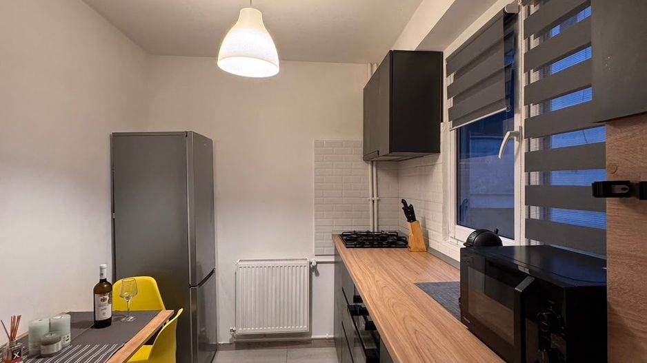 Apartament modern cu doua camere decomandat si loc de parcare, piata Progresul - Poză 8