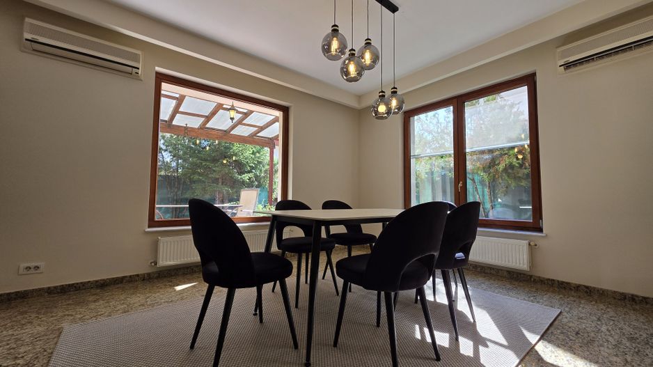 Vilă 5 camere de închiriat | American Village – Pipera - Poză 1