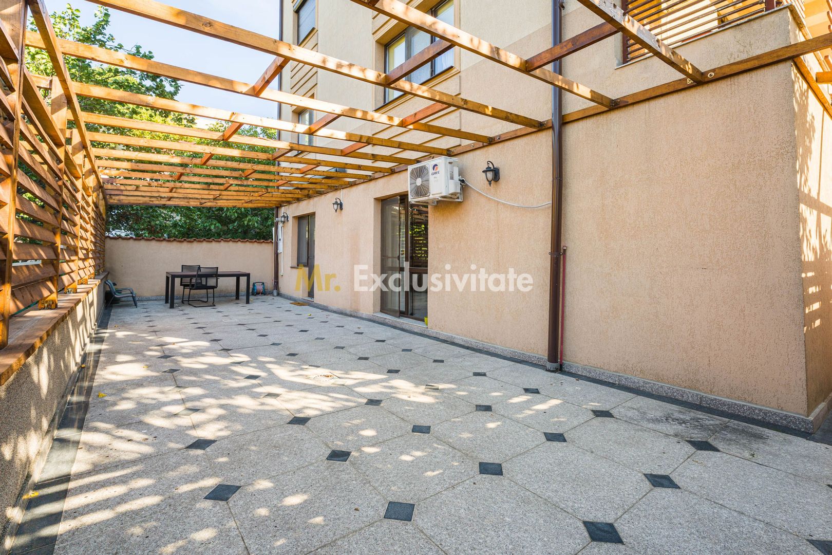 Apartament cu 2 locuri de parcare | Curte proprie | Lacul Tei - Poză 12