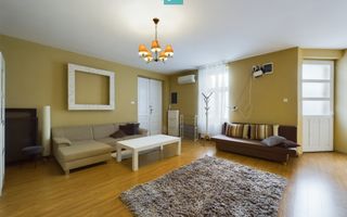 Apartament cu 3 camere Ultracentral - Poză 3