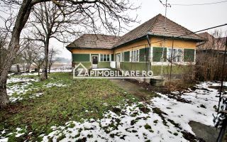 Casa 3 camere,1 baie,100 mp, 2.700 mp teren,0% comision - Poză 1