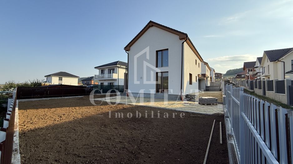 Case cu garaj Chinteni zona străzii Ana Aslan - Poză 3