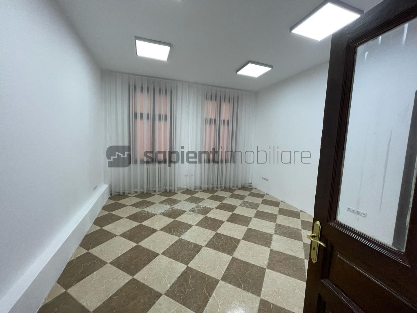 Sapient | Spatiu birou, Parcul Traian nr.1 - Poză 1