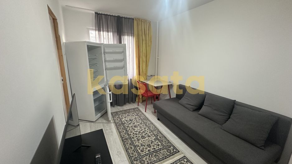 Garsonieră renovată 🏡 | Etaj intermediar 🏢 | Metrou 5 min 🚇 - Poză 1