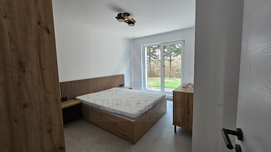 Apartament modern 49.7 mp utili 2 camere si curte 50 mp in Da Vinci - Poză 5
