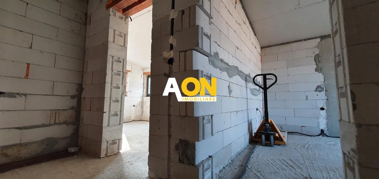 1/2 Duplex, 3 camere, 3 bai, 212 mp teren,  Alba - Micesti - Poză 7