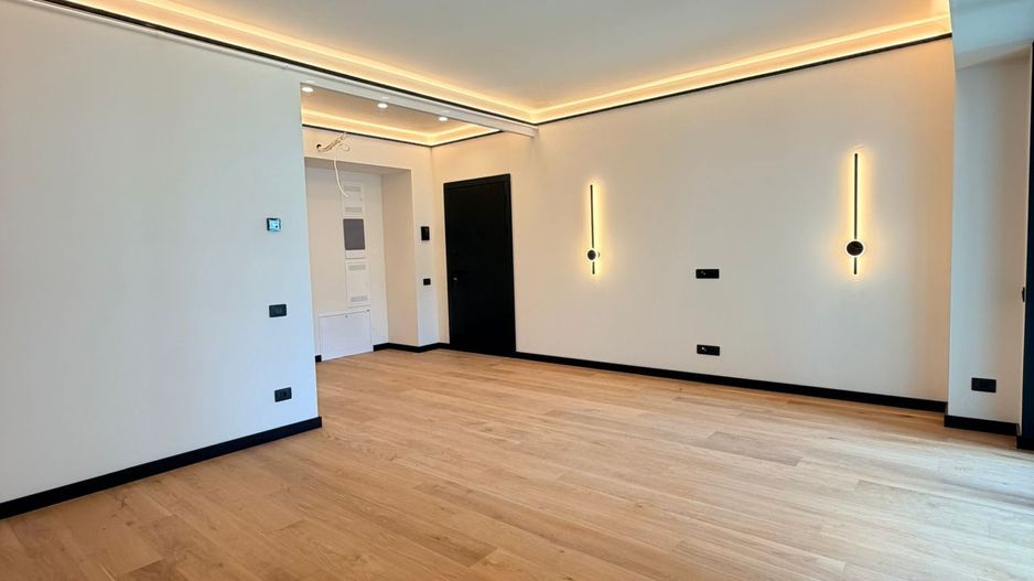 Vanzare 3 Camere Proiect Boutique - Poză 2