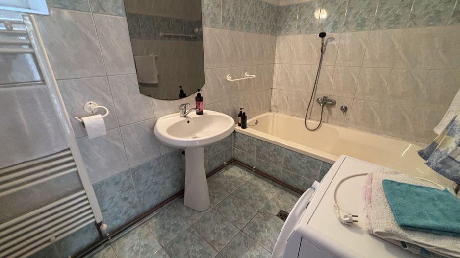 Casa de închiriat zona Modern - Poză 11