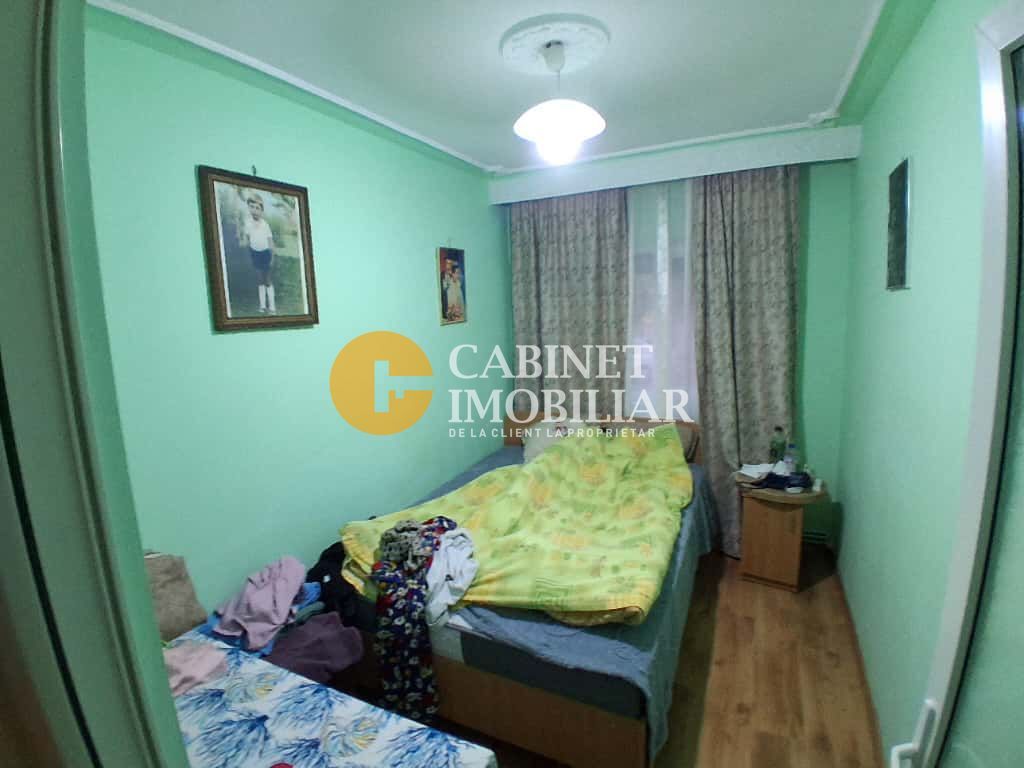 Apartament 3 camere, statia Padurii- Tatarasi, bloc '80 - Poză 3