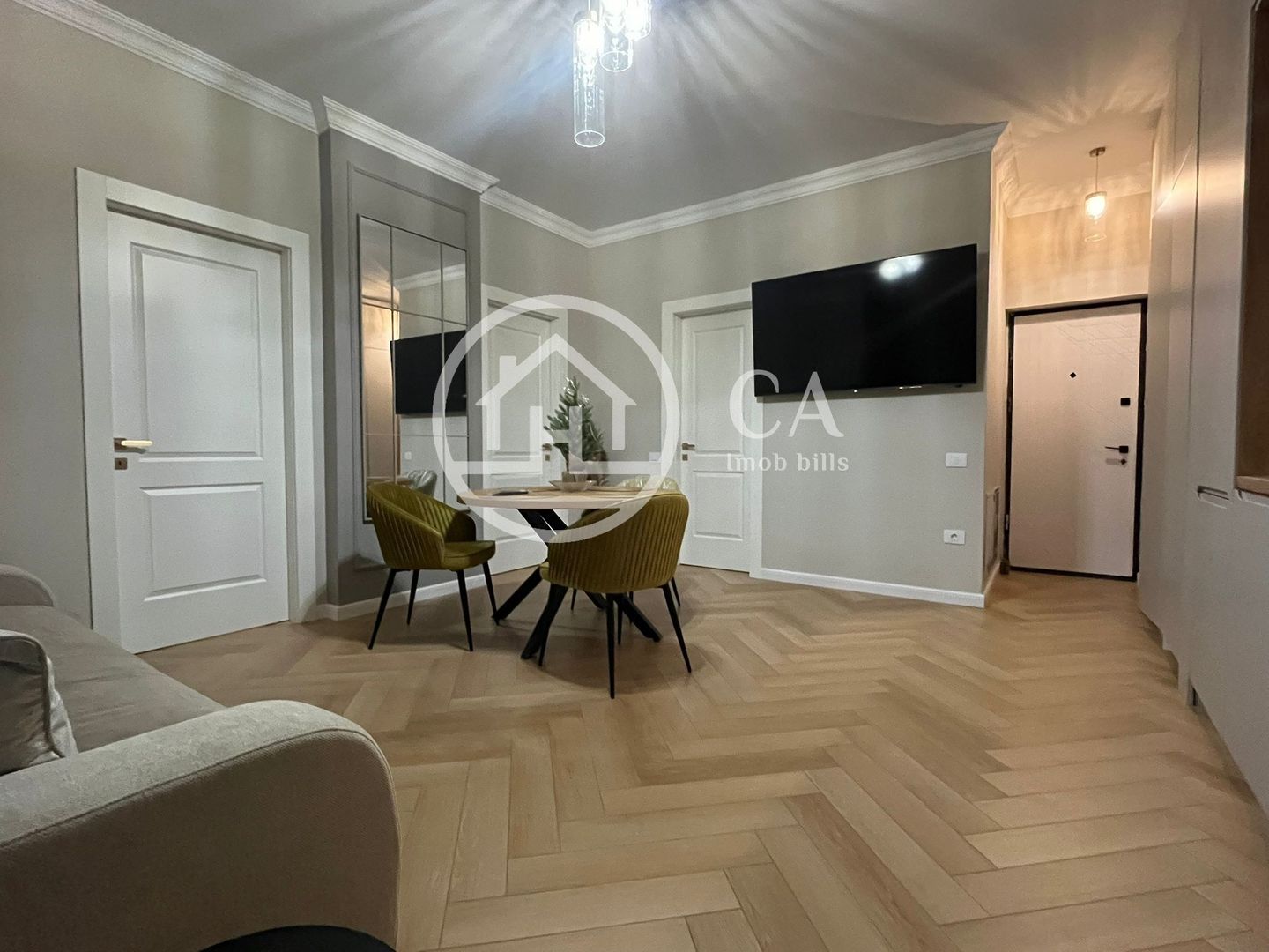 Apartament cu 3 camere de închiriat în localitatea Sânmartin - Poză 1