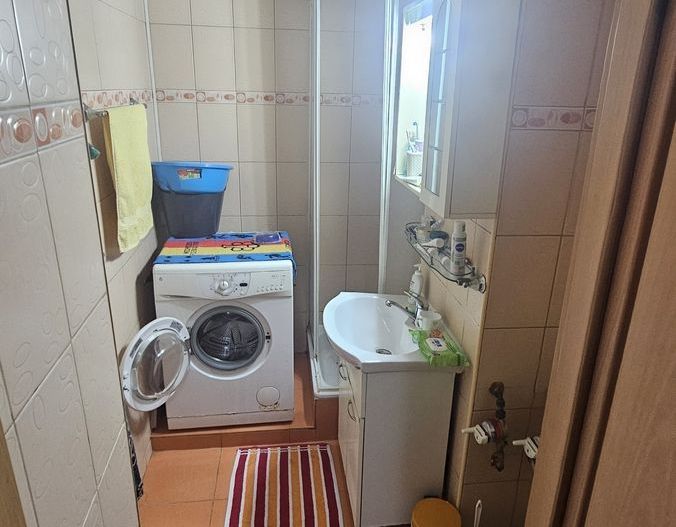 GARSONIERA LUJERULUI BLOC 1979 - Poză 5