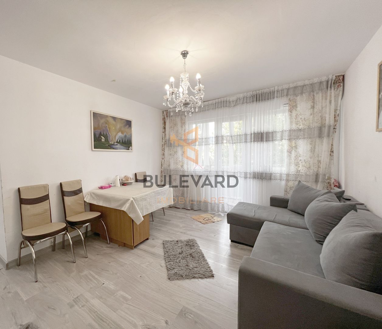 Apartament 3 camere,  zona Complex Winmarkt - Poză 1