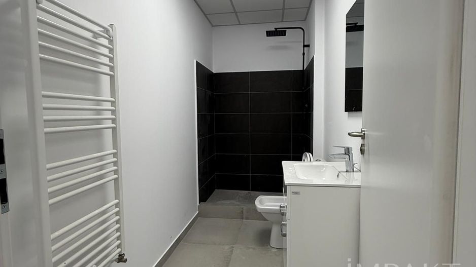 Hala industriala de inchiriat cu acces 2 TIR-uri, în Campenesti! - Poză 10