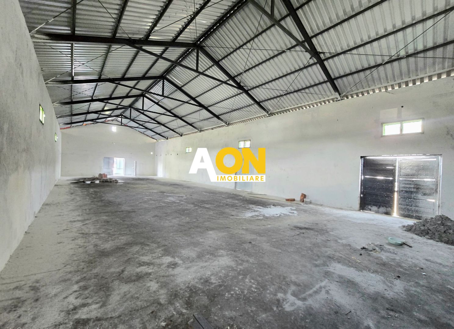 Spațiu Industrial de Închiriat, 280mp, Zona Carolina Mall - Poză 1