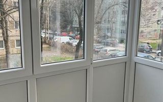 Apartament 3 camere  Dacia etaj 1 cu centrala - Poză 6