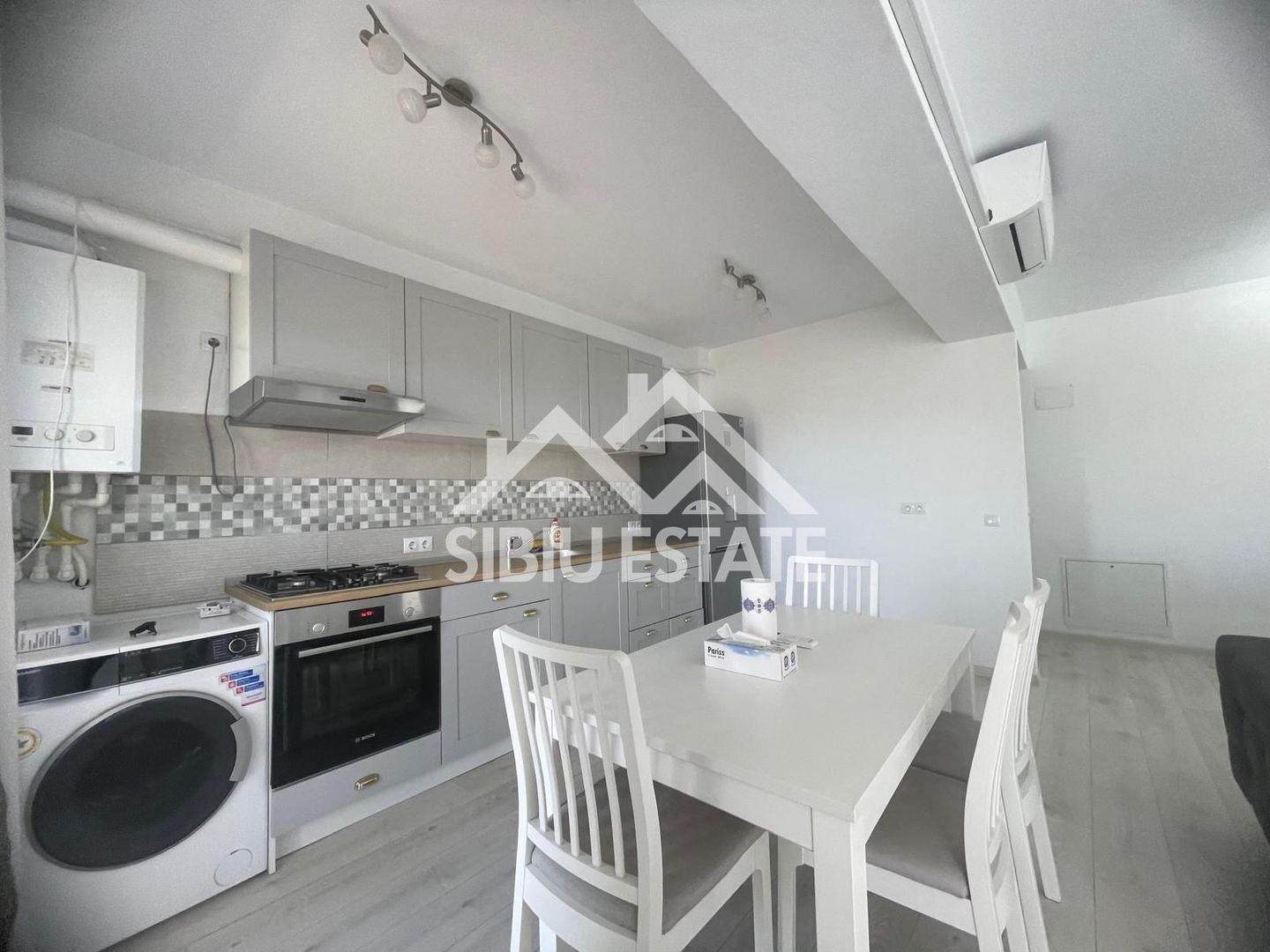 Apartament de inchiriat 3 camere  Zona strada Liviu Ciulei - Poză 15