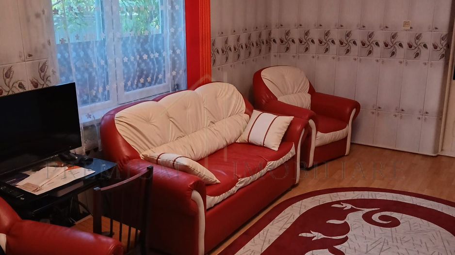 Casă 5 camere, 137 mp utili, 960 mp teren, 10 km de Onești - Poză 2