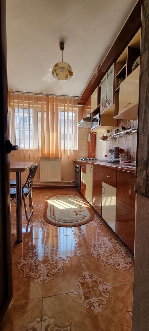De inchiriat apartament  2 camere, Micro 20, zona 2 Cocosi, et. 6, 1900 lei - Poză 5