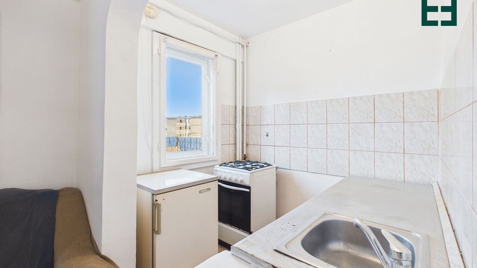 Apartament cu 2 camere etaj 3 - Zona Intim - Arad - Poză 5