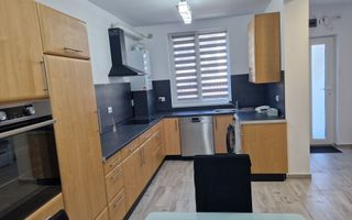 Casa 4 camere 84 mp utili curte privata balcon parcare Zona Triajului - Poză 1