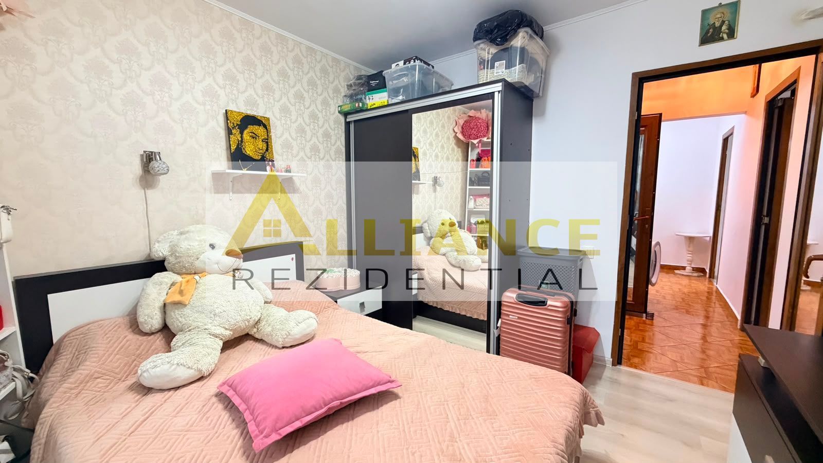 Metrou Aparatorii Patriei ~ Apartament 3 camere decomandat - Poză 7