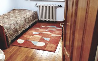 De vanzare apartament 4 camere - zona Gorjului - Poză 1