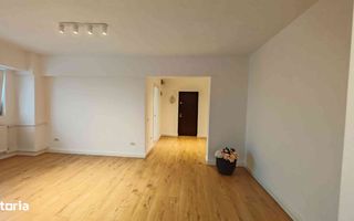 Decomandat Apartament Spatios Nemobilat Giurgiului - Poză 2