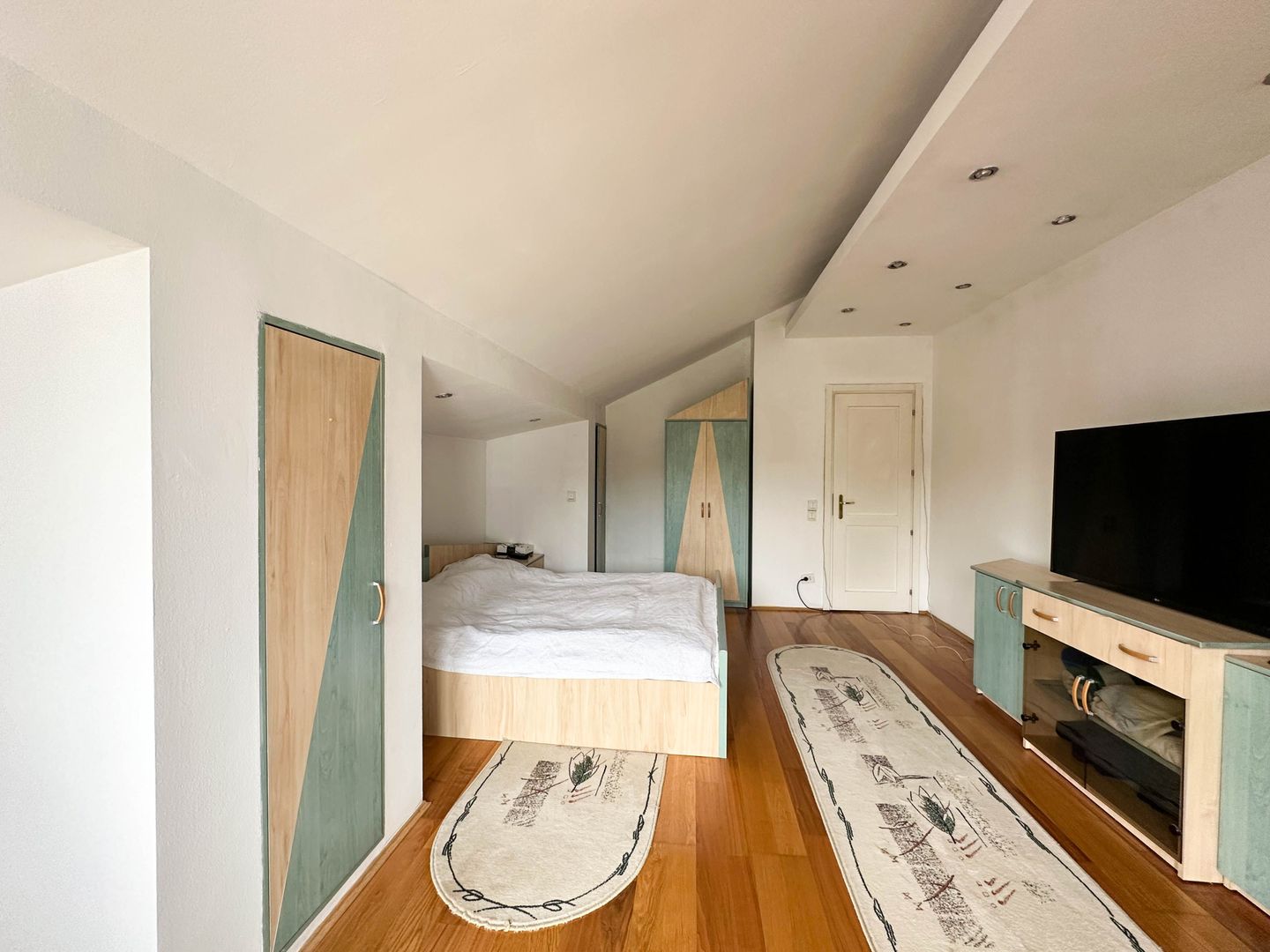 Vila de inchiriat Mogosoaia-Chitila* Pretabil Investitie * - Poză 15