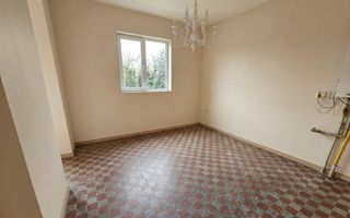 APARTAMENT CU CURTE + INTRARE SEPARATĂ – CASĂ INTERBELICĂ - Poză 6