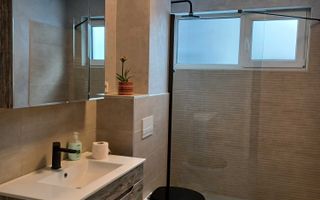 Închiriez apartament cu 2 camere  începând cu 1 februarie - Poză 6