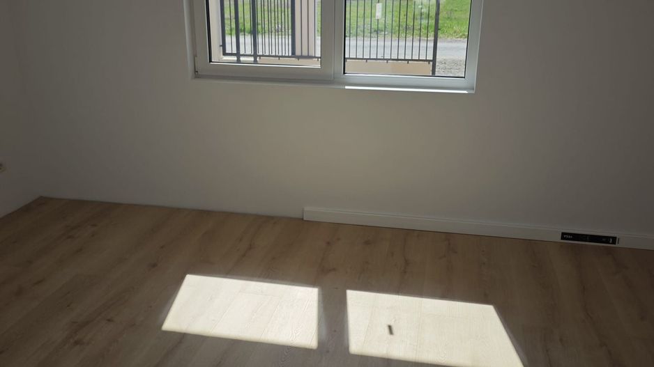 Duplex cu 4 camere si teren generos 350mp - Poză 9