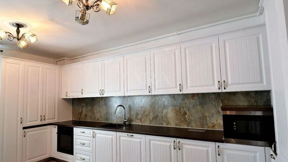 Apartament cu 4 camere de închiriat în zona Vivo. - Poză 1