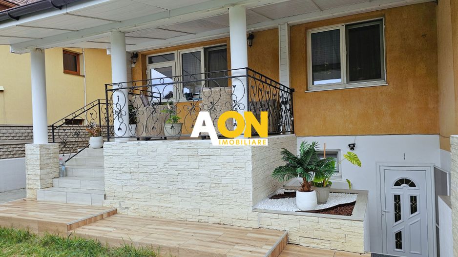 Apartament la casa, 5 camere, 121 mp utili+curte 180 mp, cu filigorie - Poză 1