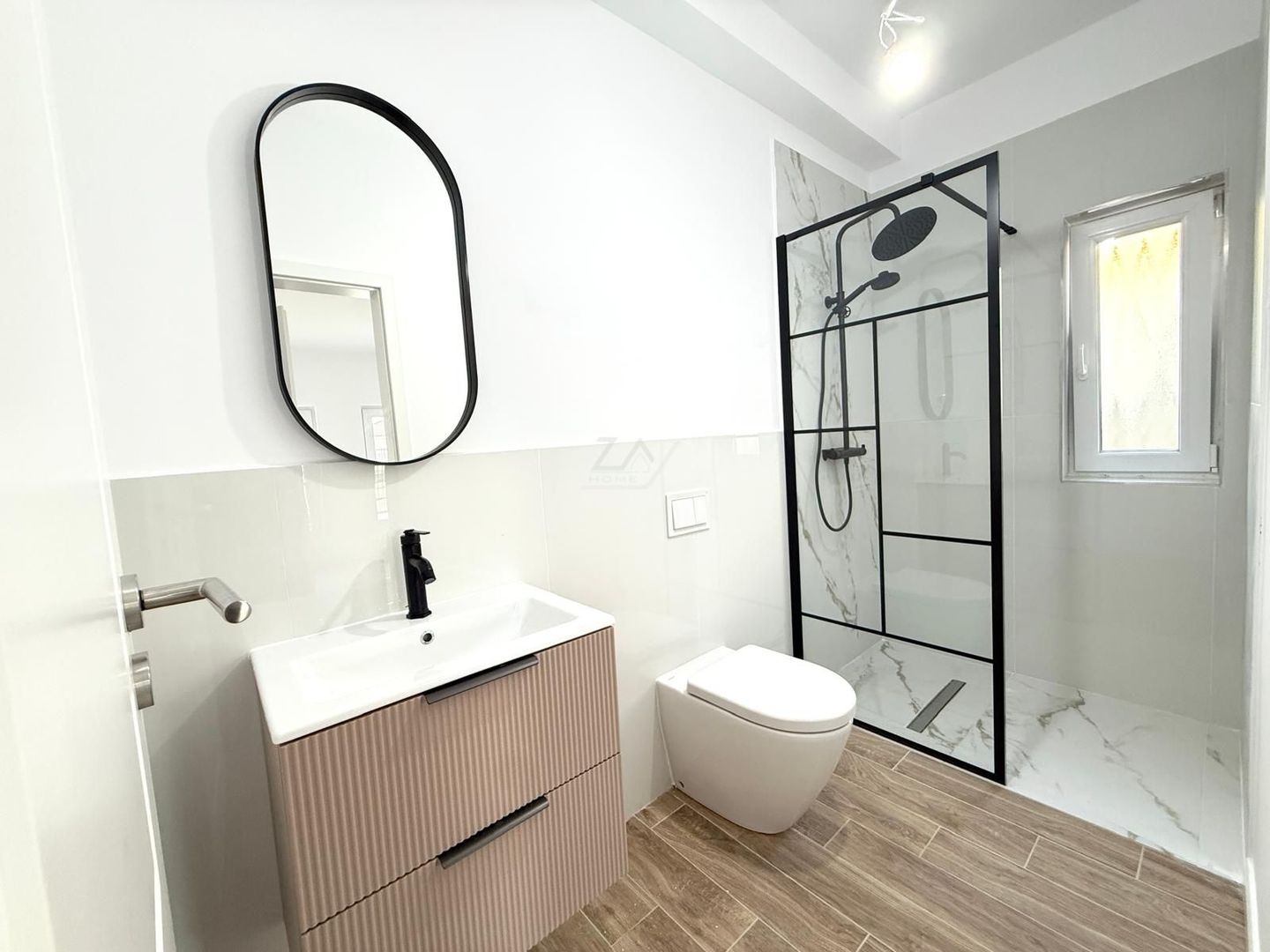 COMISION 0. Drumul Boilor - noul Lidl. Toate utilitatile. Terasa 18 mp. - Poză 14