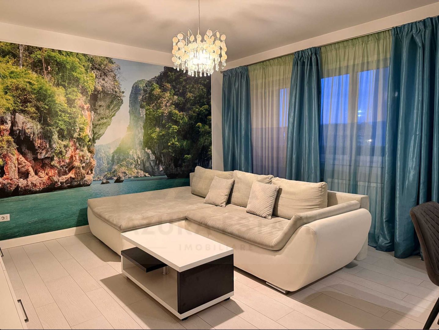 Apartament premium 2 camere 50 mp utili parcare privata D-na Stanca - Poză 1