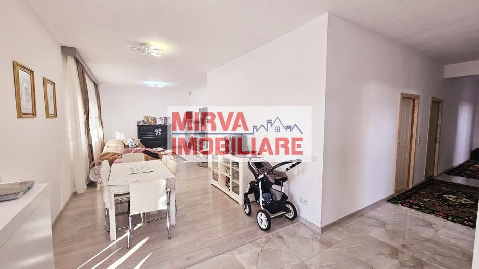 Vanzare hala +  casa  4 camere, in Albesti Paleologu - Poză 69