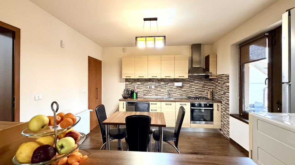 Cămin spațios, luminos și perfect echilibrat,  la 10 minute de centru - Poză 10