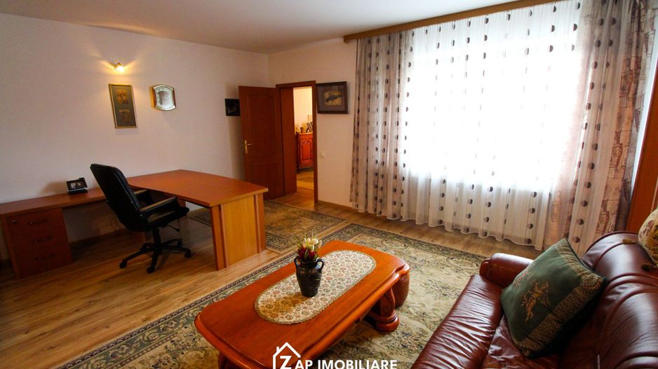 Unirii - Casa Zona Romcab -  400mp - 1259 mp teren - Garaj dublu - piscina - Poză 35