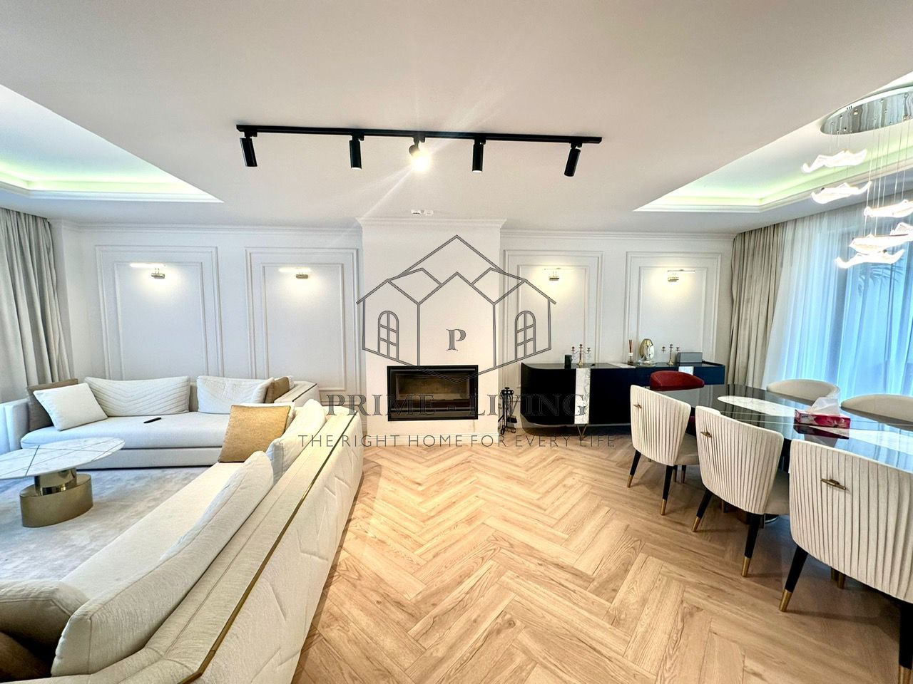 VILA SPATIOASA CU 4 CAMERE LA INCHIRIERE IN COMPLEX REZIDENTIAL - Poză 2