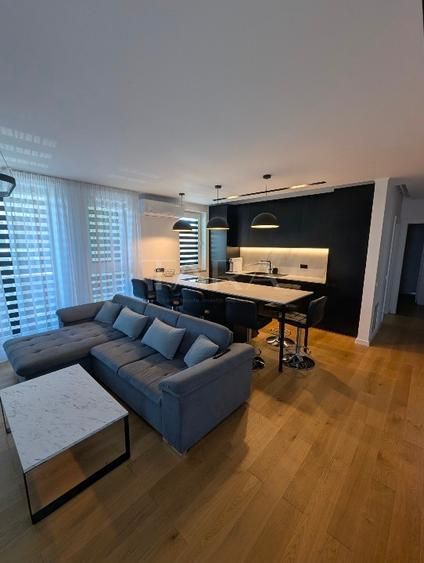 Apartament spațios și modern în Borhanci - Poză 1